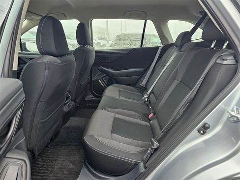 Used 2021 Subaru Outback 2.5i image 17