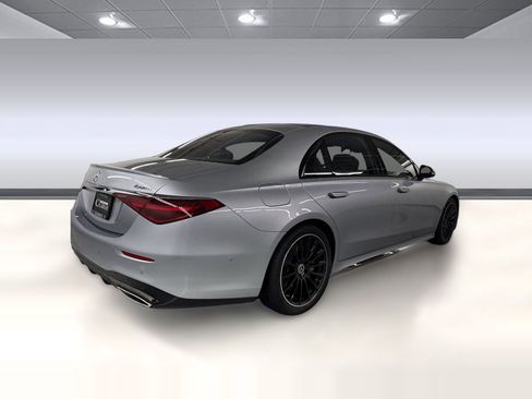 Certified 2023 Mercedes-Benz S 500 4MATIC image 9