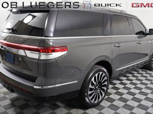 Used 2023 Lincoln Navigator L Black Label image 7