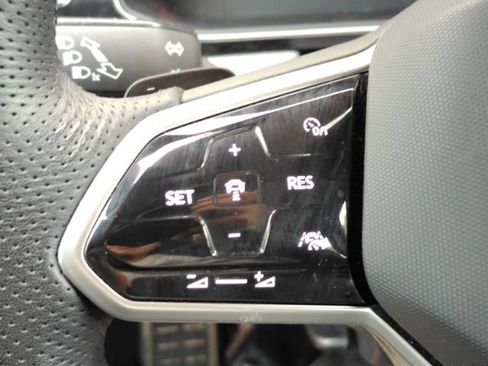Used 2025 Volkswagen Jetta GLI Autobahn w/ GLI Black Package FWD image 35