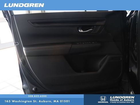 Used 2025 Honda CR-V Sport image 8