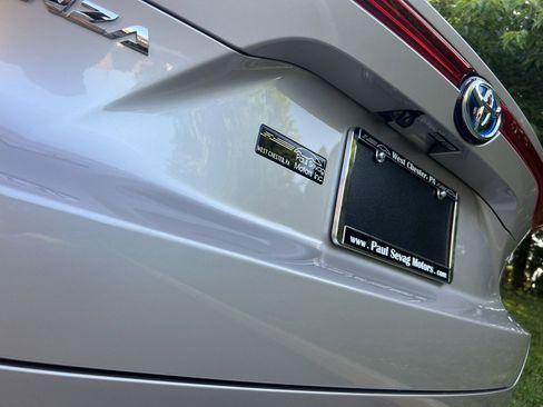 Used 2024 Toyota Venza XLE AWD/4WD image 78
