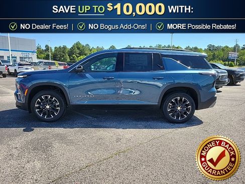 New 2026 Chevrolet Traverse LT w/ Sun and Wheel Package FWD image 5