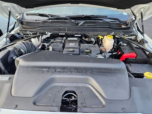 New 2024 RAM 4500 Tradesman image 34