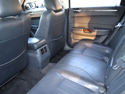 Used 2008 Chrysler 300 C image 27