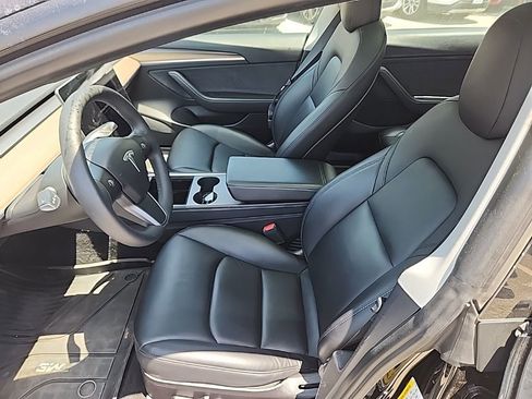 Used 2021 Tesla Model 3 Standard Range Plus RWD image 10
