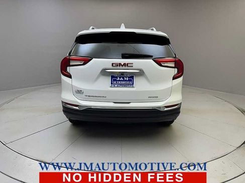 Used 2024 GMC Terrain SLT AWD/4WD image 4