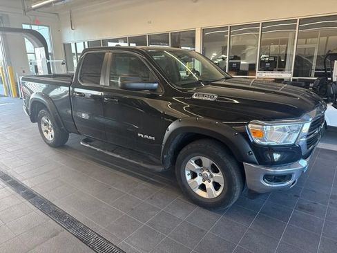 Used 2021 RAM 1500 Big Horn AWD/4WD image 2