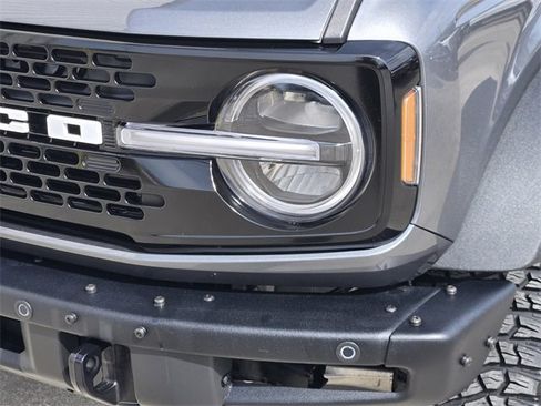 Used 2024 Ford Bronco Wildtrak image 12