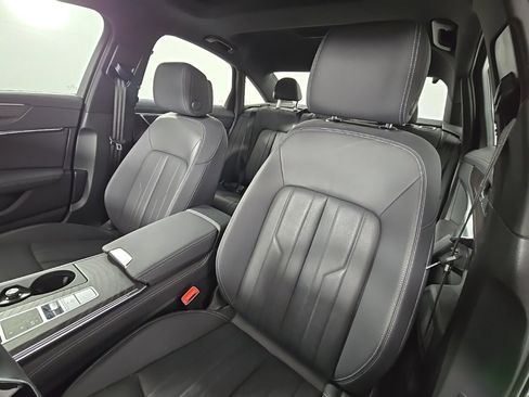 Used 2022 Audi A6 Premium Plus image 14