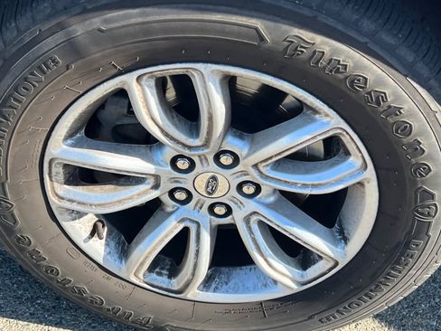 Used 2020 Ford Explorer 2WD image 15