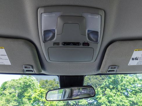 Used 2019 Toyota Sienna L FWD image 29