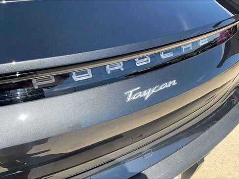 Used 2024 Porsche Taycan image 29