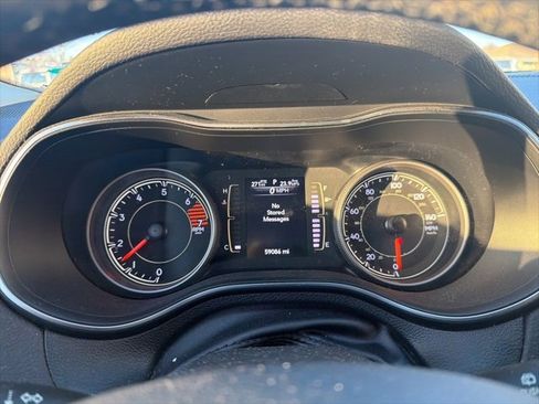 Used 2019 Jeep Cherokee Latitude Plus image 35