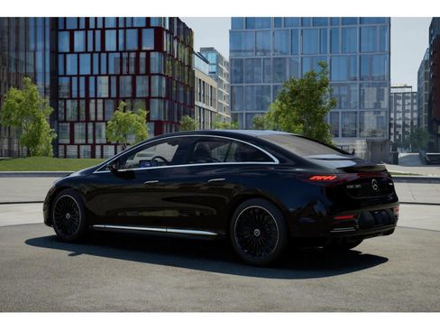 New 2026 Mercedes-Benz EQE 320 4MATIC Sedan image 29