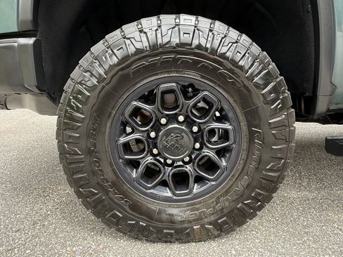 Used 2025 Chevrolet Silverado 2500 ZR2 w/ ZR2 Bison Edition image 14