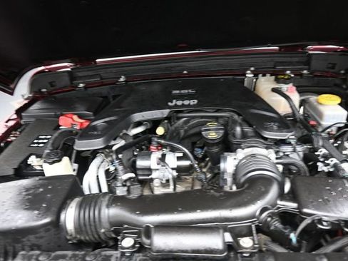 Used 2021 Jeep Wrangler Sport image 25