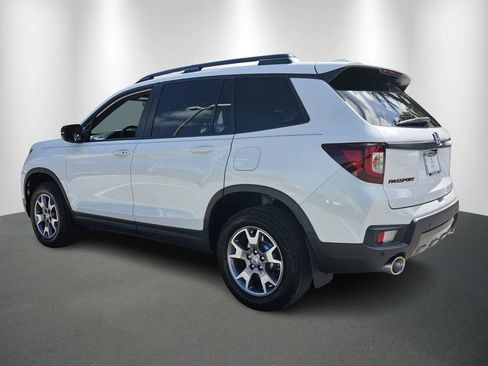 Used 2023 Honda Passport TrailSport image 5
