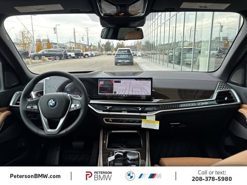 New 2026 BMW X5 xDrive50e image 2