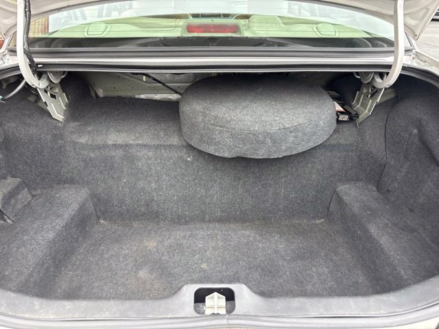 Used 2010 Mercury Grand Marquis LS RWD image 16