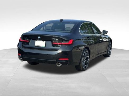New 2026 BMW 330i xDrive Sedan w/ Premium Package AWD/4WD image 4