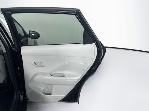 Used 2025 Hyundai Kona SEL FWD image 31