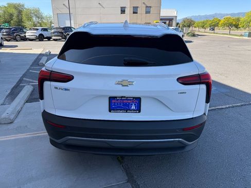 Used 2024 Chevrolet Blazer EV LT AWD/4WD image 6
