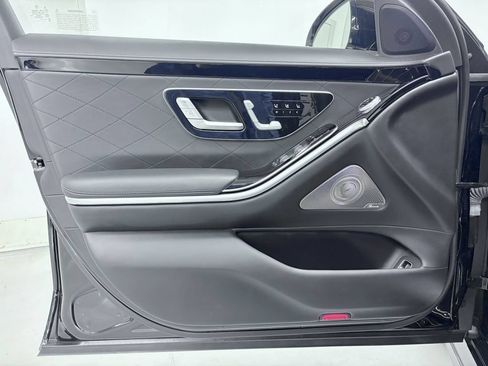 Used 2021 Mercedes-Benz S 580 4MATIC Sedan image 17