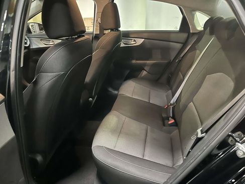Used 2023 Kia Forte LXS FWD image 13