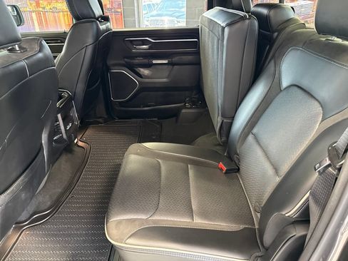 Used 2022 RAM 1500 Laramie AWD/4WD image 16