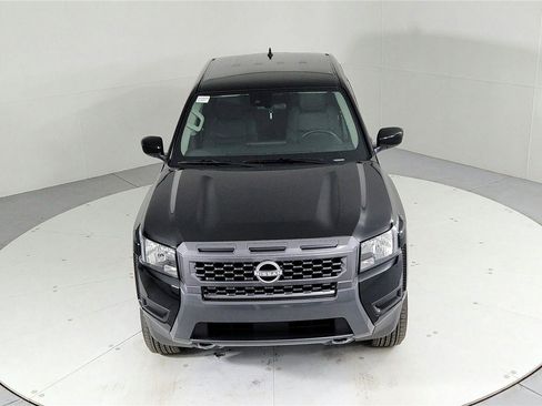 Certified 2025 Nissan Frontier SV image 44