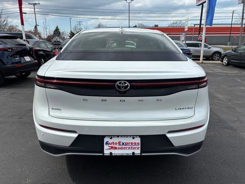 Used 2023 Toyota Crown w/ Advanced Technology Package image 6