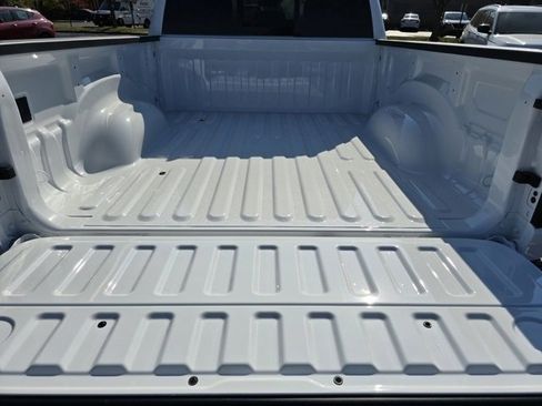 Used 2025 RAM 1500 Tradesman w/ Night Edition AWD/4WD image 23