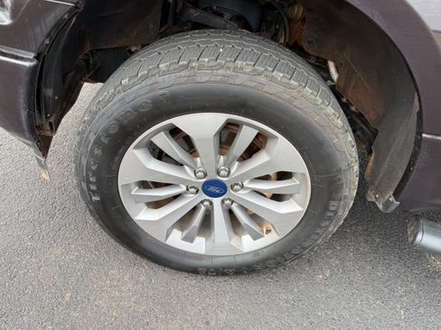 Used 2018 Ford F150 XL w/ Equipment Group 101A Mid AWD/4WD image 5