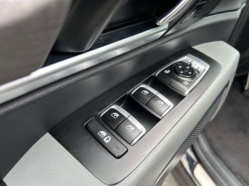 Used 2024 Kia Telluride SX Prestige X-Pro AWD/4WD image 18