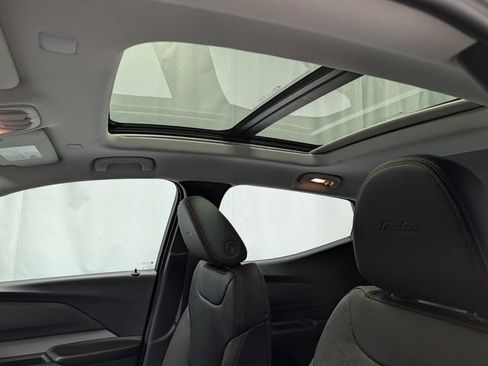 New 2027 Chevrolet Bolt RS w/ Technology Package FWD image 13