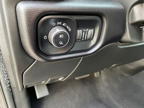 Used 2024 RAM 2500 Laramie image 29