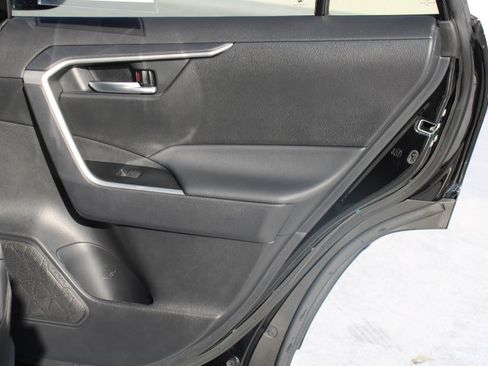 Certified 2025 Toyota RAV4 XLE image 17