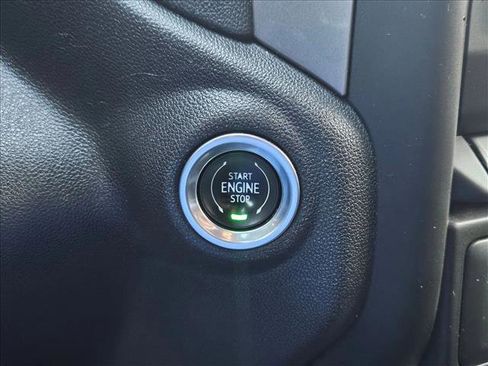 Used 2022 Chevrolet Silverado 1500 Custom image 22