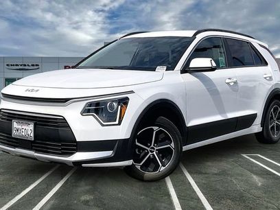 Used 2023 Kia Niro EX