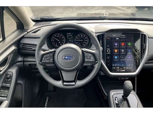 Used 2024 Subaru Crosstrek 2.0i Premium image 5