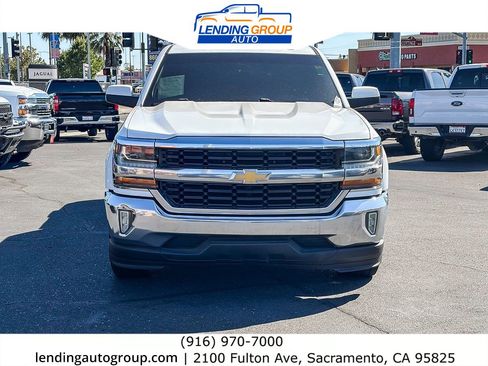 Used 2018 Chevrolet Silverado 1500 LT w/ LT Eassist Package RWD image 6