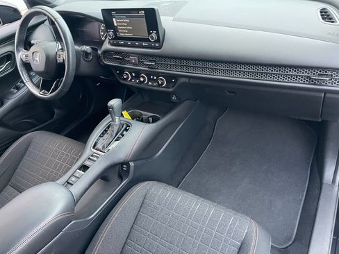 Certified 2024 Honda HR-V Sport image 30