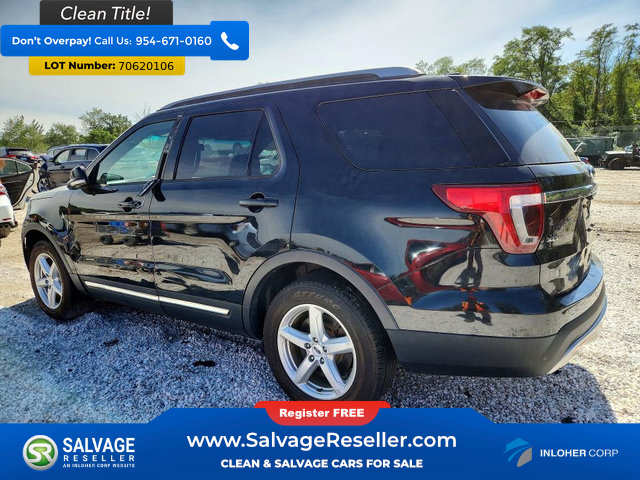 Used 2016 Ford Explorer XLT w/ Equipment Group 202A AWD/4WD image 3