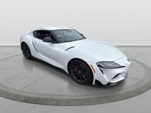 Used 2025 Toyota Supra Premium image 1