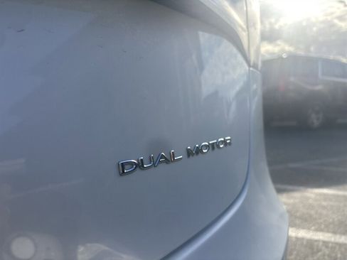 Used 2022 Tesla Model 3 Long Range AWD/4WD image 6