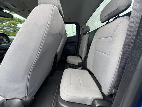 Used 2020 GMC Canyon W/T w/ Convenience Package image 9