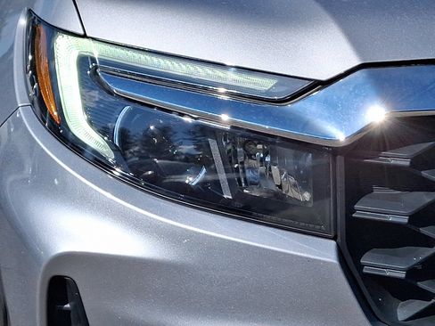 Used 2023 Honda Passport EX-L image 9