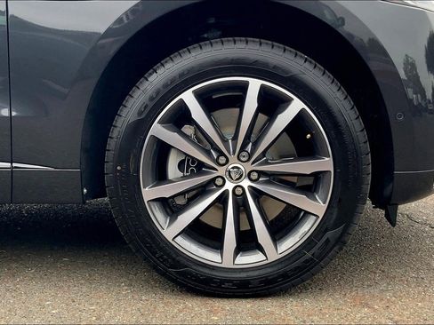 New 2026 Jaguar F-PACE R-Dynamic S image 13