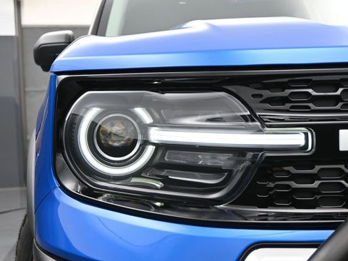 New 2025 Ford Bronco Sport Outer Banks w/ Sasquatch Outer Banks Package image 11